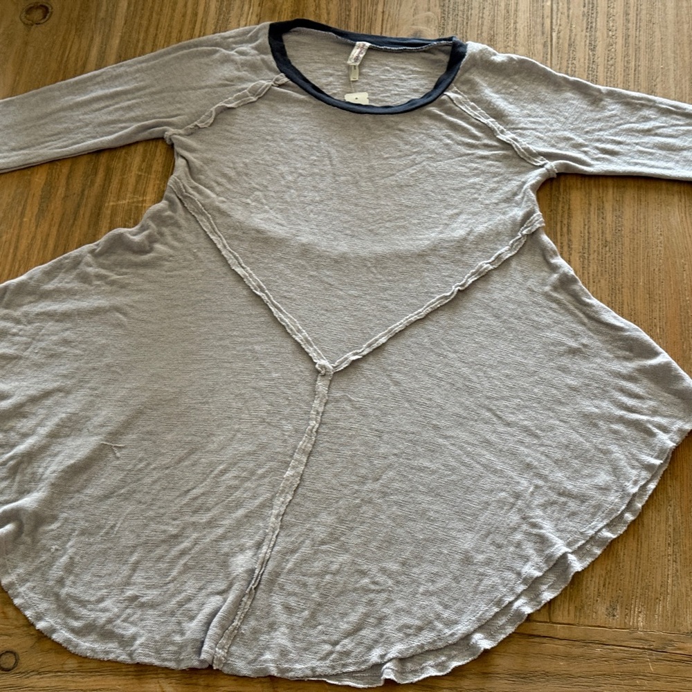 NWOT FREE PEOPLE Weekend Layering Tunic Size S Gray 3/4 Sleeve:  Cute & Comfy!